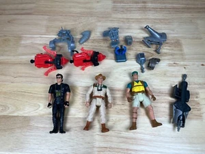 Jurassic Park LOST WORLD Lot of Figures and Accessories - Picture 1 of 2