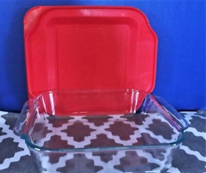 Pyrex 222-R klare quadratische Auflauf-/Backschale 8 x 8 x 2" mit rotem Deckel - Bild 1 von 5