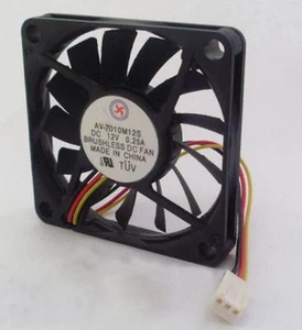 3 pcs Brushless DC Cooling Fan 12V 70mm x 70mm x 10mm 7010 3pin Connector - Picture 1 of 4