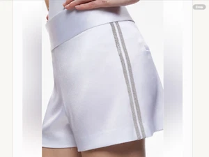 Alice + Olivia Donald Crystal Embellished White Shorts, NWT, sz.6 orig$350 - Picture 1 of 6