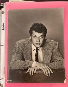 Tony Curtis Portrait Photograph - Picture 1 of 1