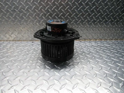 02 03 04 05 CADILLAC DEVILLE BLOWER MOTOR - Image 1 of 4