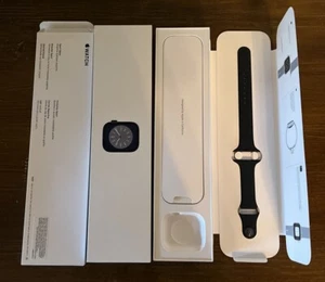 Opaska na rękę i pudełko TYLKO Apple Watch Series 8 45mm Midnight Aluminium - Zdjęcie 1 z 4