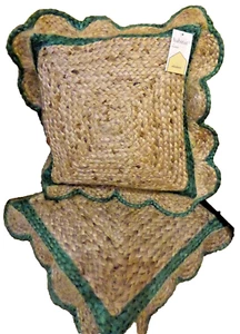 2 x habitat jute scallop edged cushions NATURAL with GREEN piping 40x40 cm *NEW* - Picture 1 of 13