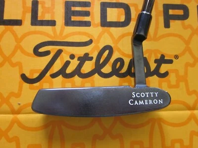 Scotty Cameron CLÁSICO NEWPORT AZUL 34" DIESTRO Negro Eje de Níquel con Cubierta de Cabeza Foto 1 de 4