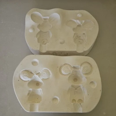 MOLDE VINTAGE 1985 KIMPLE 879 RATOS CASAL CERÂMICA DESLIZANTE FUNDIDO - Imagem 1 de 4