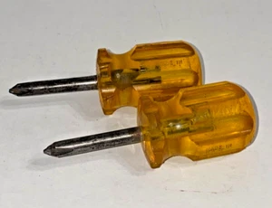 2 Vintage Irwin Stubby Screwdrivers Made in USA Yellow/Amber Handle - Picture 1 of 4