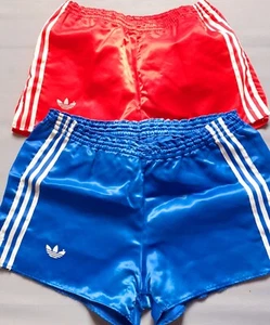 2x VINTAGE 80er 80s ADIDAS Glanz Nylon Fussball Shorts Gr. 80 VENTEX WORN - Bild 1 von 8