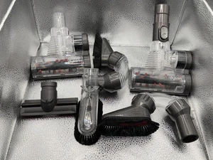 Dyson Aspirapolvere Attacchi Attrezzi Lotto Turbina Testine Spazzole Pet Peli Tappezzeria - Foto 1 di 6