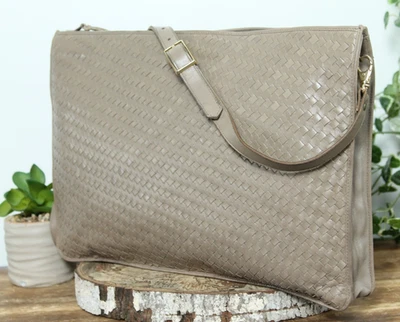 NEIMAN MARCUS Canada Beige Woven Leather Crossbody Handbag Shoulder Bag Purse - Image 1 of 4