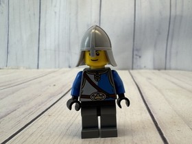 Lego #60097 ~ Statue-City Square Store Kings Knight (Castle) Minifigure Cty0583