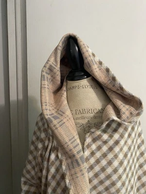 Mantón reversible para dama, con capucha, multicolor, talla grande, franela Foto 1 de 4