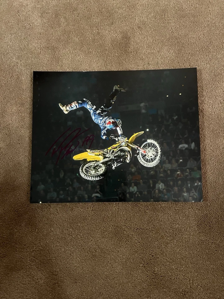 Foto Autografiada Travis Pastrana Motorcross X Games Motorsports Nitro 8x10 Foto 1 de 1