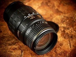 Quantaray (Sigma) AF 70-300mm f/4.0-5.6 LDO Macro Lens For Minolta/Sony SAL - Picture 1 of 9