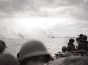 WWII Los Negros Island American Troops Bombardment old Tom Shafer Photo 1944 - Imagen 1 de 4