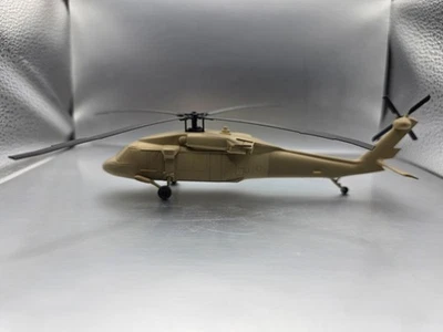 Helicóptero escala HO 1:87 Sikorsky UH-60 Blackhawk carga de tren - Ejército de EE. UU. - Desierto Foto 1 de 4