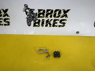  Manguera guía abrazadera de freno delantera Suzuki RM65 RM 65 KX65 KX 2003 Foto 1 de 4