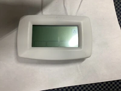 Honeywell RTH7600 7 Day Programmable Thermostat With Touchscreen - Image 1 of 3