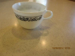 Pyrex Milchglas 2 3/4" "Altstadtblau" Tasse - Bild 1 von 5
