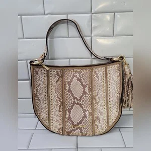 Michael Kors Ladies Tan White Hobo Style Shoulder Purse Faux Snakeskin Pattern P - Picture 1 of 9