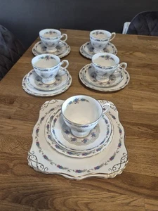 TUSCAN HONITON PATTERN TEA SET, 18 PIECES. - Picture 1 of 24