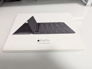 Apple iPad PRO 9.7 Smart Keyboard A1772 For iPad PRO tablet boxed - Photo 1/5