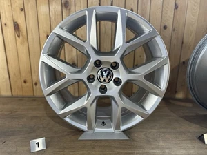 1x Alufelge Original Watkins Glen VW Golf 6 GTI 5K0601025AF Felge 7, 5Jx18 ET51 - Bild 1 von 14