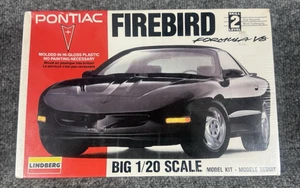 Lindberg 1/20 Pontiac Firebird Formula V8 Model Kit 72509 New Sealed 1993 USA - Picture 1 of 5