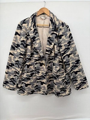 Chaqueta Blazer Savanna Jane Boutique Para Mujer Pana Camuflada Botón Único Talla 1X Foto 1 de 4