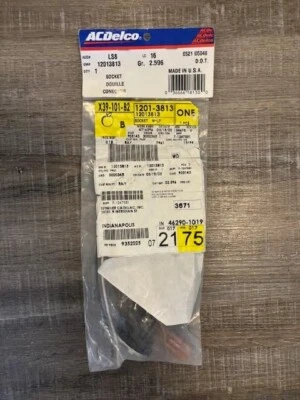 Enchufe de luz de señal de giro PN#12013813 ¡TOTALMENTE NUEVO! ¡NUEVO STOCK ANTIGUO! Foto 1 de 4