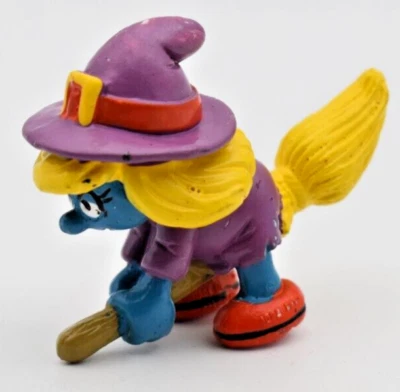 Smurfs Smurfette Witch on Broom. Vintage Schleich Peyo 20198. Made in Portugal - Image 1 of 4