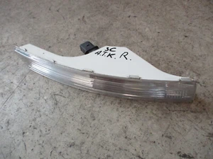 Frecce anteriori destre VW Passat 3C 3C0953042E frecce anteriori bianche paraurti - Foto 1 di 5