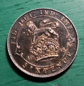 1918 George V silver sixpence coin #172 - Picture 1 of 2