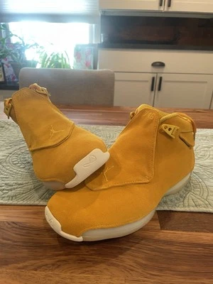 Talla 9.5 - Jordan 18 Retro Amarillo Ocre Gamuza 2018 - AA2494-701 Foto 1 de 4