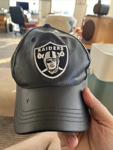 RARE LEATHER Sports Specialties Los Angeles Raiders Script Strapback Hat Cap - Bild 1 von 5
