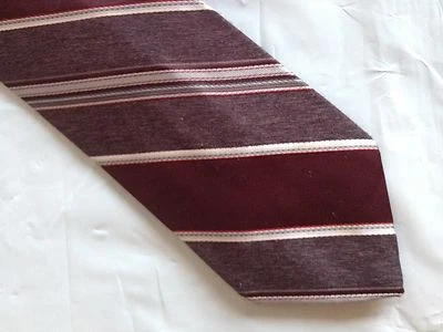Red Pink Polyester Tie Necktie BOTANY 500 2535 - Image 1 of 2