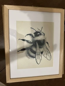 Honigbiene Original von Ethereal Homestead gerahmtes Bild - Bild 1 von 1