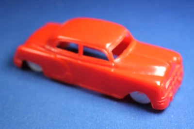 Plasticville - O-O27 - V-10 Vehicle - 1 Red Auto - Fantastic Condition - Ex++++ - Image 1 of 4