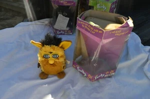 5TH GENERATION 1999 TIGER FURBY LIZARD WITH BRIGHT BLUE EYES 70-800 WORKS - Picture 1 of 10