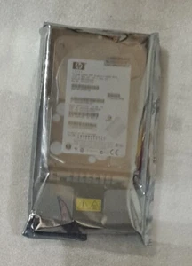 HP Invent 72.8GB Wide Ultra320 SCSI disk drive - BD07286224 - 300955-015 - Picture 1 of 2