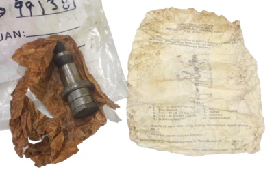 Оригинальный коленчатый вал рулевого управления Jeep Jeepster 66-71 новый из старых запасов 991381 БЕСПЛАТНАЯ ДОСТАВКА - Изображение 1 из 4