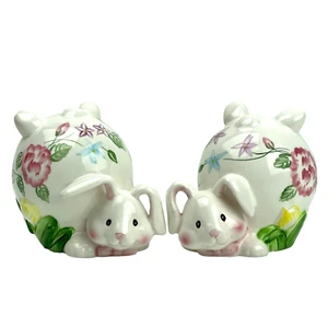 Youngs Ceramic Salt & Pepper Set White Bunny Rabbits Flowers Tulips Vintage NOS - Picture 1 of 11