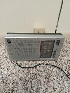 Vintage Sony ICF-770W TV Wetter FM AM 3 Band Radio Receiver TV Sound tragbar - Bild 1 von 8