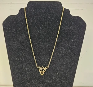 Ola Gorie 9ct Tudor Small Necklet (approx. 43cm & 5.15g) - 008 - Picture 1 of 7