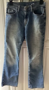Pantalones de mezclilla Levi 515 Bootcut azules para mujer - talla 6 cortos - Imagen 1 de 5