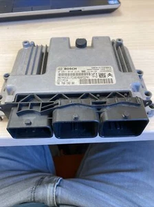 Calculateur Peugeot Citroën 1.6 E-hdi EDC17C10 0281018228/ 9666729580A Décoder - Foto 1 di 2