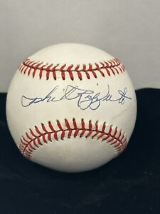 JSA PHIL Rizzuto Signed Official MLB Basebal w/cert HOF NY YANKEES