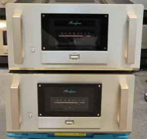 Accuphase M-2000 Mono Power Amplifier - Picture 1 of 5