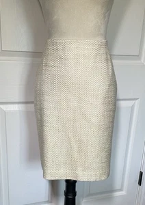 Falda lápiz Ann Taylor forrada en tweed crema y dorado talla 8P - Imagen 1 de 9