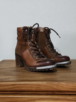 Mujer Fly London Leal Camel Encaje Tacón Bloque Bota 38 Reino Unido Diseño Original Foto 1 de 4